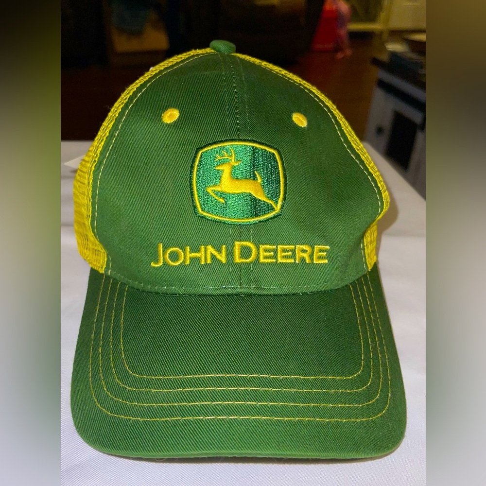 John Deere hat NWT OSFA green yellow Velcro